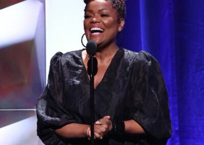 Yvette Nicole Brown